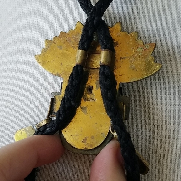 Native American Headress Bolo Tie - Picture 4 of 4